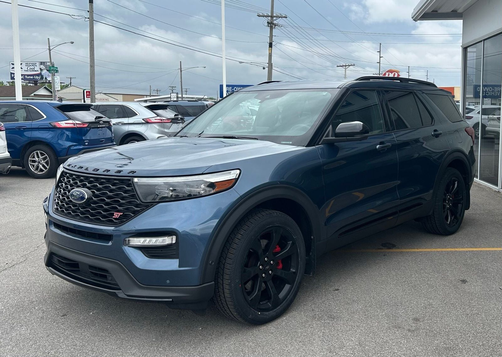 2020 Ford Explorer — rear three-quarter view