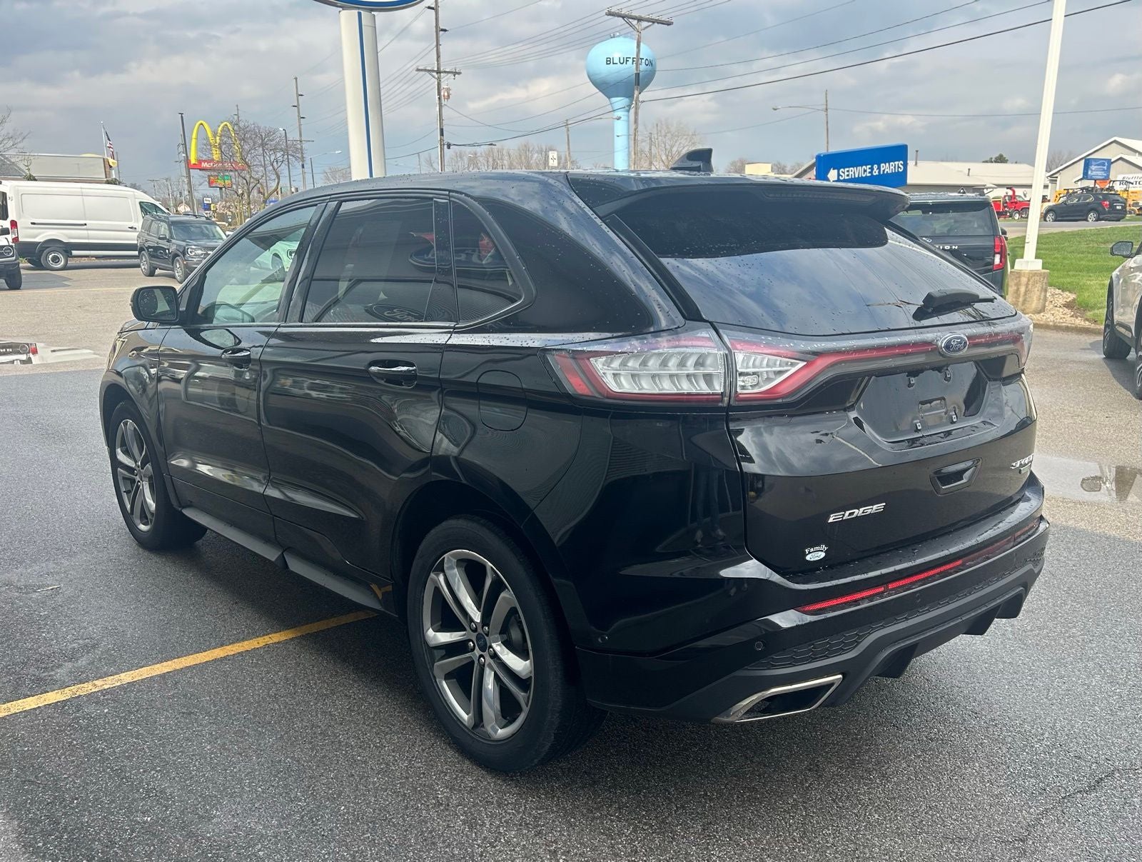 2018 Ford Edge — detail view